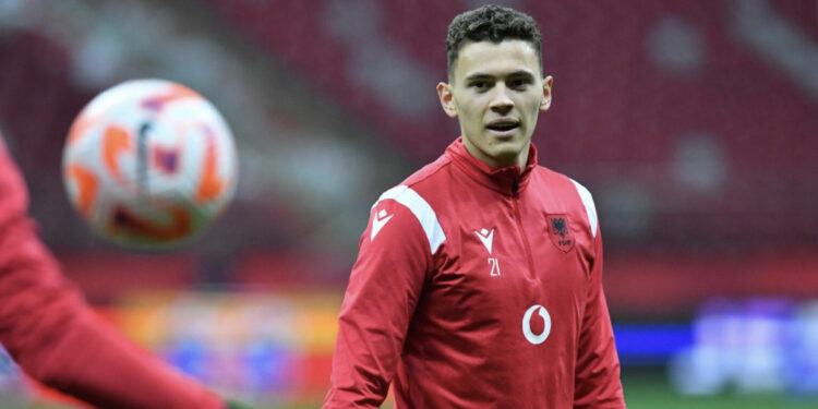 Asllani i bindur: Në Europian shfrytëzojmë shanset tona, mezi pres të luajmë ndaj Italisë