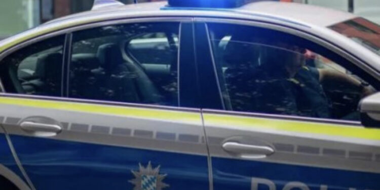 Sherr mes familjarëve,’kërcet’ arma, raportohet për disa të plagosur