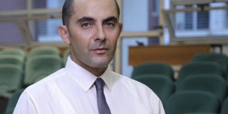 Dhunimi i Sokol Mëngjesit, Dhoma e Avokatisë: Do të përshkallëzojmë qëndrimin