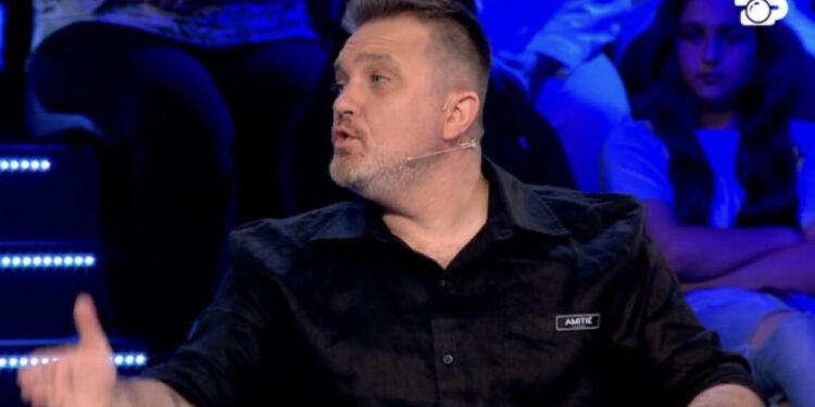 Miku im më besnik, më dha zë për 4 muaj/ Jul Deda bën tatuazhin e veçantë që askujt nuk i ka shkuar në mendje…