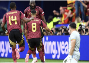 Ndeshja nis me gol, Tielemans shënon në minutën e dytë