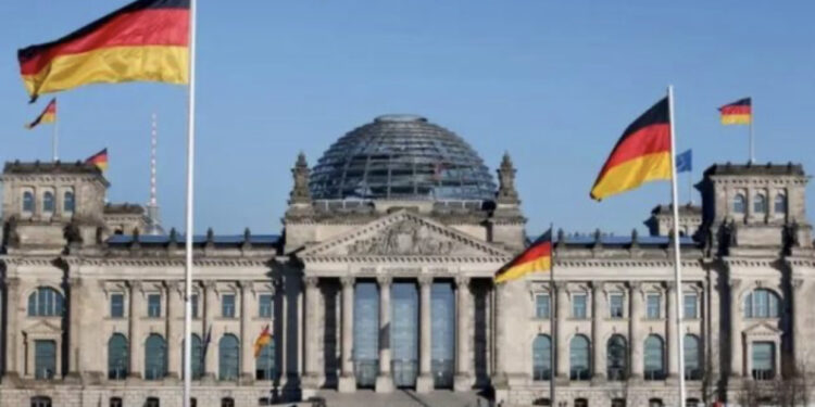 Gjermania lehtëson rregullat për emigrantët, do të përfitojnë edhe shqiptarët! Dy masat e reja që do të hyjnë në fuqi sot