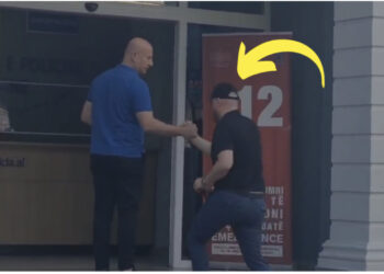 Dorëzohet ish-shefi i AMP-së që denigroi drejtuesit e policisë