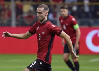 10 milionë euro, klubet e Serie A bëjnë gati “çekun” për Mario Mitajn