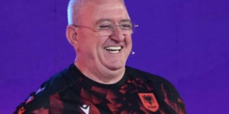 Bixhozxhi dhe i korruptuar/ Deliranti i vetëm shqiptar