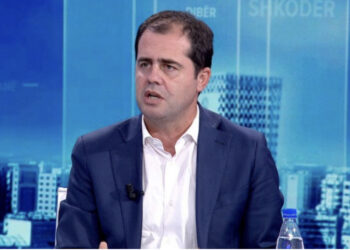 Bylykbashi: Të gjithë shqiptarët që kërkojnë rotacion të vijnë në protestë