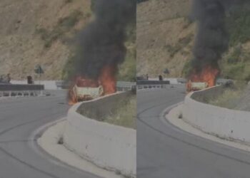 Vlorë, makina merr flakë, shpëton drejtuesi dhe pasagjeri