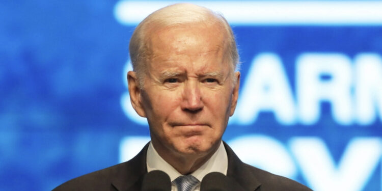 Biden nënshkroi urdhrin ekzekutiv, kufizime të reja për azilkërkuesit