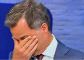 Humbi në zgjedhjet e PE-së, kryeministri i Belgjikës njofton mes lotësh dorëheqjen