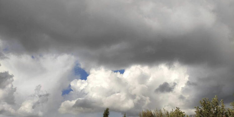 Diell apo shi, si do jetë fundjava? Mos dilni nga shtëpia pa lexuar motin