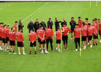 EURO 2024/ Njihuni me programin e Kombëtares në ditën e parë të grumbullimit në Kaiserau