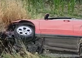 Aksident në Fier, makina del nga rruga dhe përmbyset, lëndohet 34-vjeçarja. Si ndodhi?!