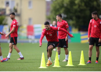 Euro 2024/ Kombëtarja stërvitet e plotë para sfidës me Kroacinë, njihuni me programin