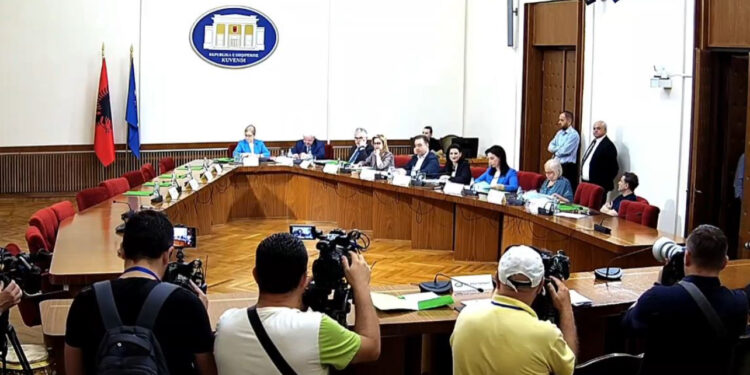 Xhafaj mbledh Sekretariatin Teknik, ja çfarë u vendos