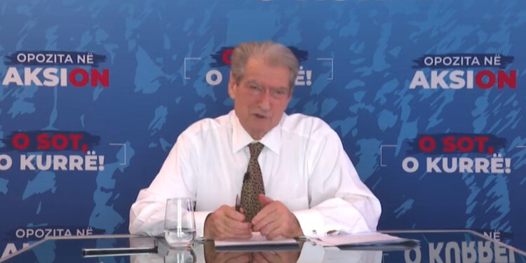 Berisha: Dy sqarime për non gratën britanike, si qëndron e vërteta