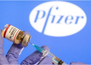Shteti amerikan padit Pfizer për pretendimet “mashtruese” të vaksinës Covid-19