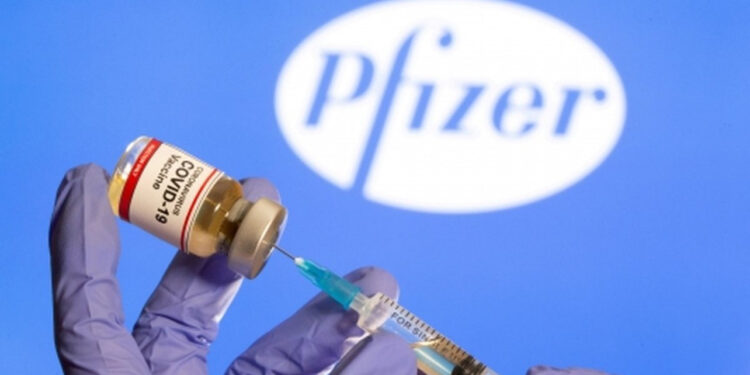 Shteti amerikan padit Pfizer për pretendimet “mashtruese” të vaksinës Covid-19