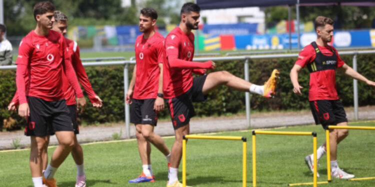 Kombëtarja nis përgatitjet për ndeshjen e fundit ndaj Spanjës