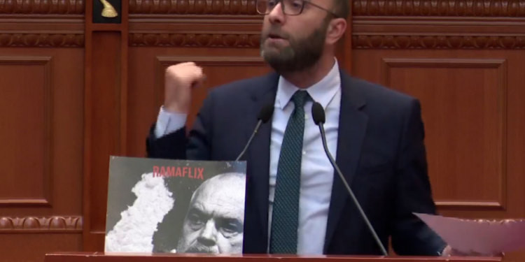 Rrëzohet kërkesa e opozitës për mocion me debat, Bardhi: Rama ka përfaqësues për të mbajtur lidhjet mes tij dhe krimit