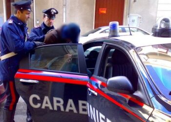 Kishin shkuar me viza turistike por u kapën duke shitur drogë, arrestohen 10 shqiptarët në Itali