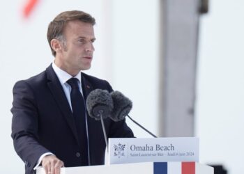 Media franceze: Macron është gati të japë dorëheqjen