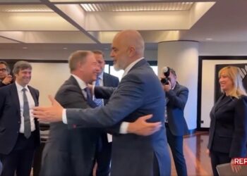 VIDEO/ “Report” në Rai3 zbulon edhe bizneset në Shqipëri të ministrit të Melonit, të mundësuara nga Rama