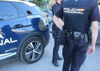 Me drogë, armë dhe 700 mijë euro, arrestohen 3 shqiptarë në Spanjë