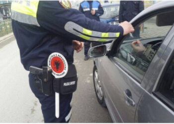 Policia e krimit dhe korupsionit bën bilancin: Mbi 11 mijë gjoba dhe 15 të arrestuar gjatë një jave në Tiranë