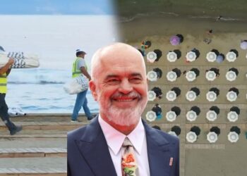 “U bë deti kos”/“Çadra falas për të gjithë!”/ Rama tregon lajmin e bukur për pushuesit në qytetin…