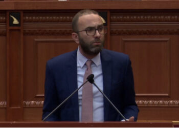 LIVE-Debat për listat/ Bardhi: Lul, pazar bëre ti kur hoqi koalicionet në 2017