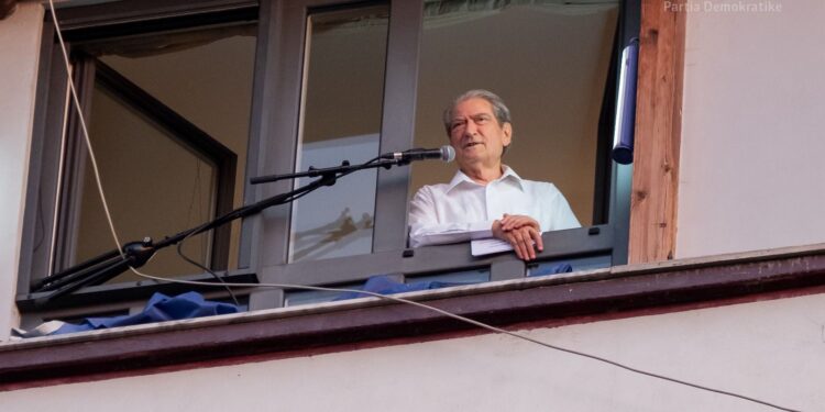 Vetëvrasja e Pal Trashajt te dyert e SPAK-ut/ Berisha: Altin Faqeziu mashtroi publikisht shqiptarët në vend që të jepte dorëheqjen