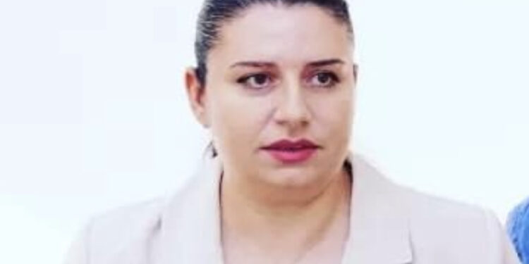 Spitali i Librazhdit në kushte të rënda/ Drejtoresha me të vëllain polic 5 mijë euro për një vend pune