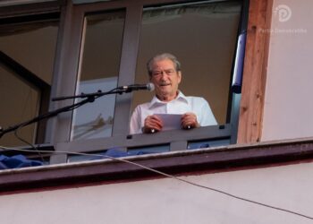 Berisha: Në atë partinë me 4 emra nuk ekziston asnjë forum përveç njishit. Kongresi u mbyll me spiropalizimin e rilindjes