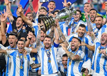 Argjentina shpallet kampione! Trofeu i 16-të drejtohet në Buenos Aires