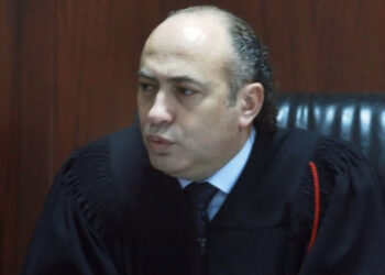 ‘’Nuk kreu deklarim të saktë të pasurisë’’, KPA shkarkon nga detyra gjyqtarin e Tiranës, Besnik Hoxha