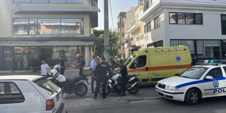 Atentat mafioz në Greqi! Autori iu afrua makinës së një personi në kryqëzim dhe e qëlloi me 8 plumba