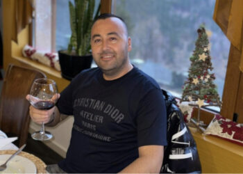 Emri/ Plagoset me thikë ish-efektivi i Komisariatit të Sarandës, detajet e ngjarjes