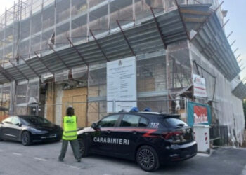 Emri/ 30 vjeçari shqiptar bie nga skela 10 metra e lartë dhe humb jetën në Itali