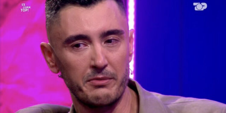 Drini Zeqo shpërthen në lot për humbjen e babait: Ishte shokuese, më dukej sikur do të kthehej