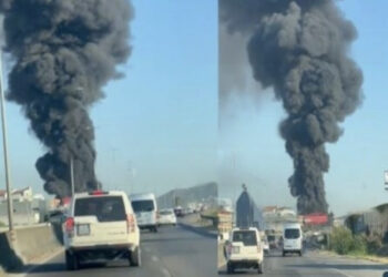 Merr flakë magazina në autostradën Tiranë-Durrës