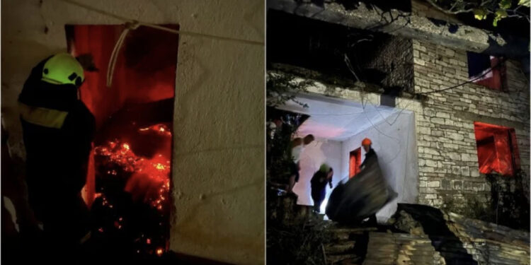 Shkrumbohet gjatë natës shtëpia në Lazarat, zjarrfikësit në luftë me flakët