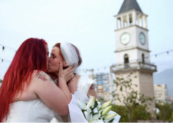 Kërkuan t’i regjistronin dy fëmijët me të drejta mëmësie të barabarta, Gjykata e Lartë rrëzon kërkesën e Edlira Mara dhe Alba Ahmetaj