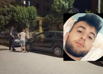 Gruaja mori fëmijët dhe iku! Si nisi sherri dhe u vra i riu në Fier?