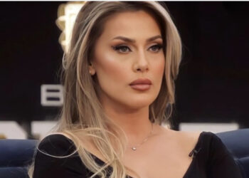 Foto/ Rrjeti ‘kryqëzon’ Olta Gixharin për veprimin e fundit në lidhje me djalin e saj