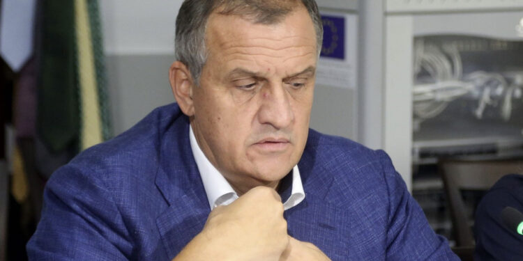 Dalin emrat e tjerë/ Rrjeti i Beqajt që bëri kërdinë me fondet e BE-së