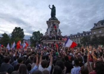 Zgjedhjet në Francë/ Të majtët mundin ekstremin e djathtë