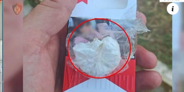 Armë dhe drogë në Durrës/ 4 nga të arrestuarit lihen në burg, 7 në arrest shtëpie, 4 detyrim paraqitjeje