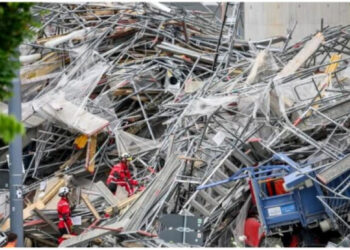 E rëndë në Zvicër/ Shembet skela e ndërtesës 19-katëshe, tre të vdekur dhe tetë të plagosur