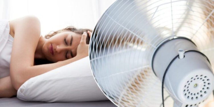 Rreziqet e shëndetit që vijnë nga netët e nxehta