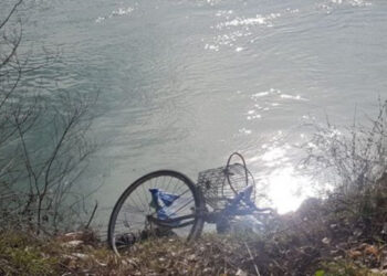 U fut për t’u larë, i mituri mbytet në lumin Drin